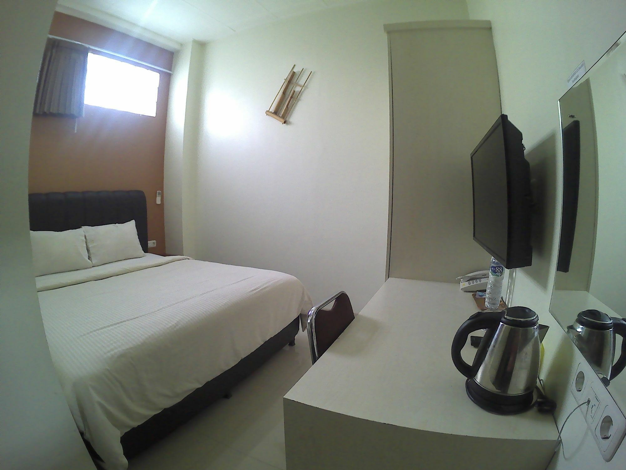 Asoka Inn Бандунг Экстерьер фото